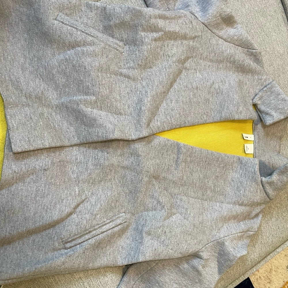 Gray Open Front Blazer Moth Size XS